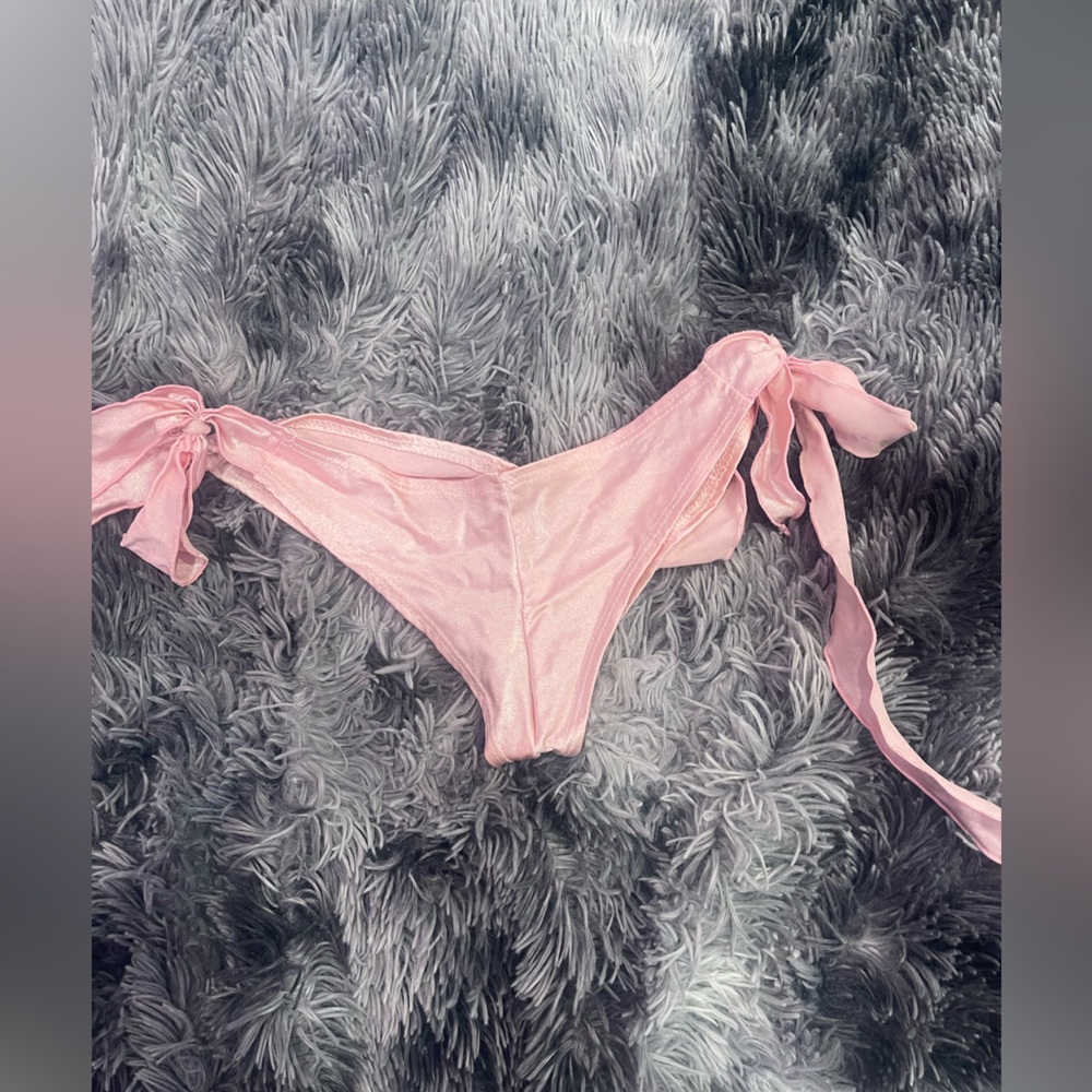 Pink ruffled bikini bottom